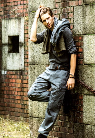 イーブンリバートップ